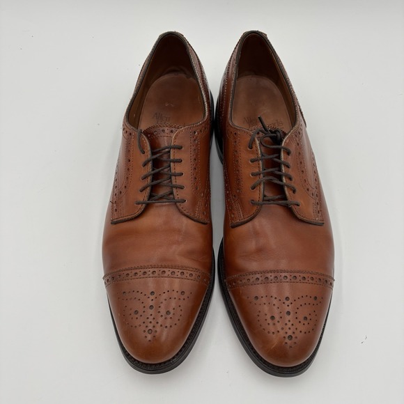 Allen Edmonds Sanford Mens Dress Shoes 10 B Brown Leather Cap Toe Medallion main image 7
